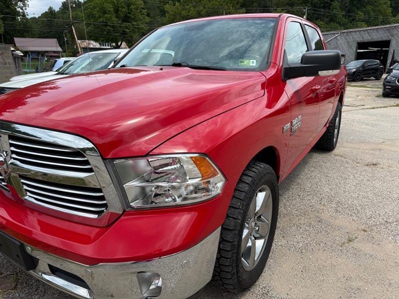 RAM 1500 Classic Tradesman Crew Cab SWB 4WD 2019