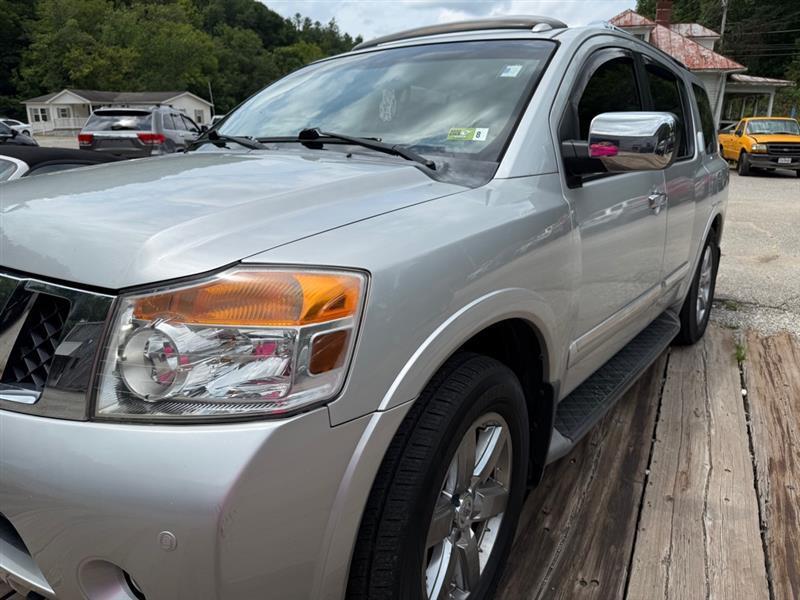 Nissan Armada SV 4WD 2012