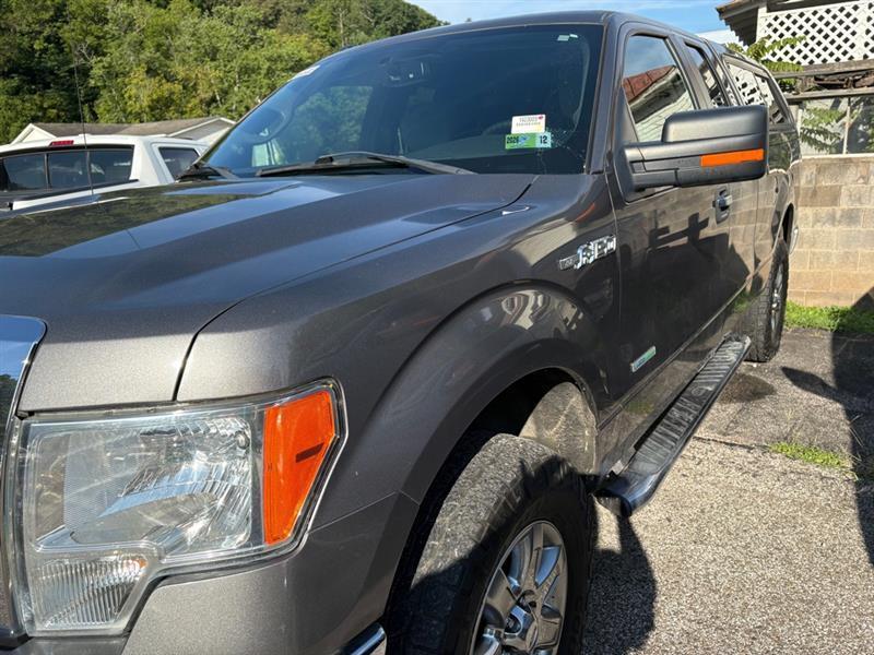 Ford F-150 XL SuperCab 8-ft. Bed 4WD 2013