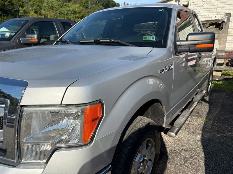 Ford F-150 XL SuperCab 8-ft. Bed 4WD 2014