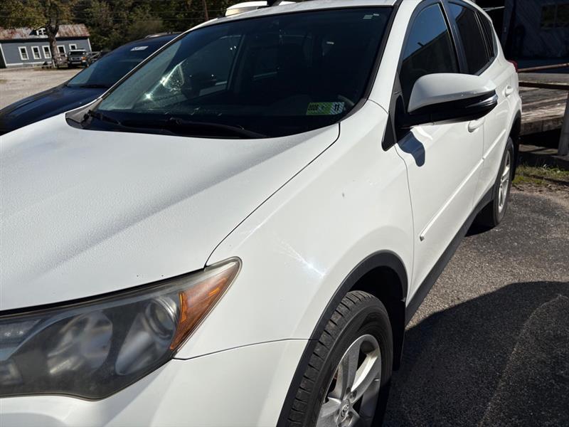 Toyota RAV4 XLE AWD 2014