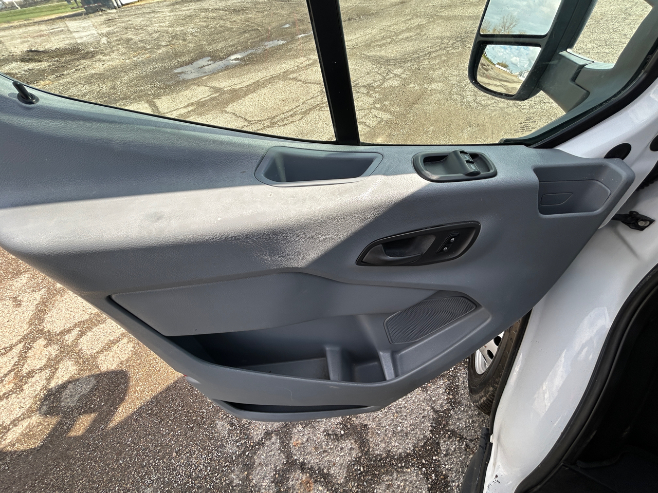 Ford Transit Van T-350 HD 148" EL Hi Rf 9950 GVWR Sliding RH Dr DRW 2018 Ford Transit Van T-350 HD 148" EL Hi Rf 9950 GVWR Sliding RH Dr DRW 2018