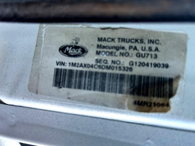 Mack GU713  2013