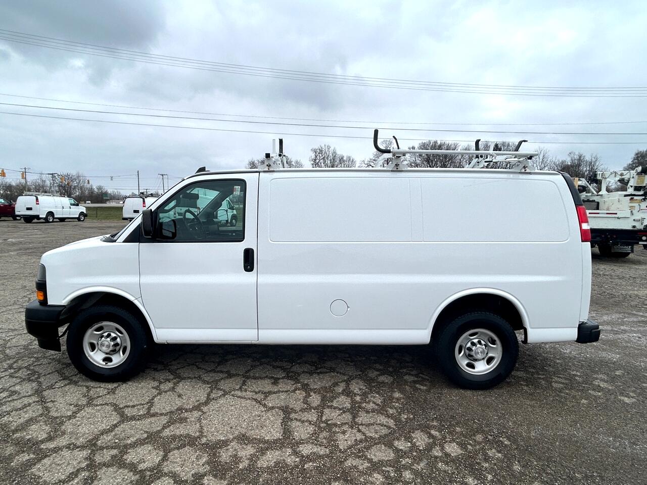 Chevrolet Express Cargo Van RWD 2500 135" 2019