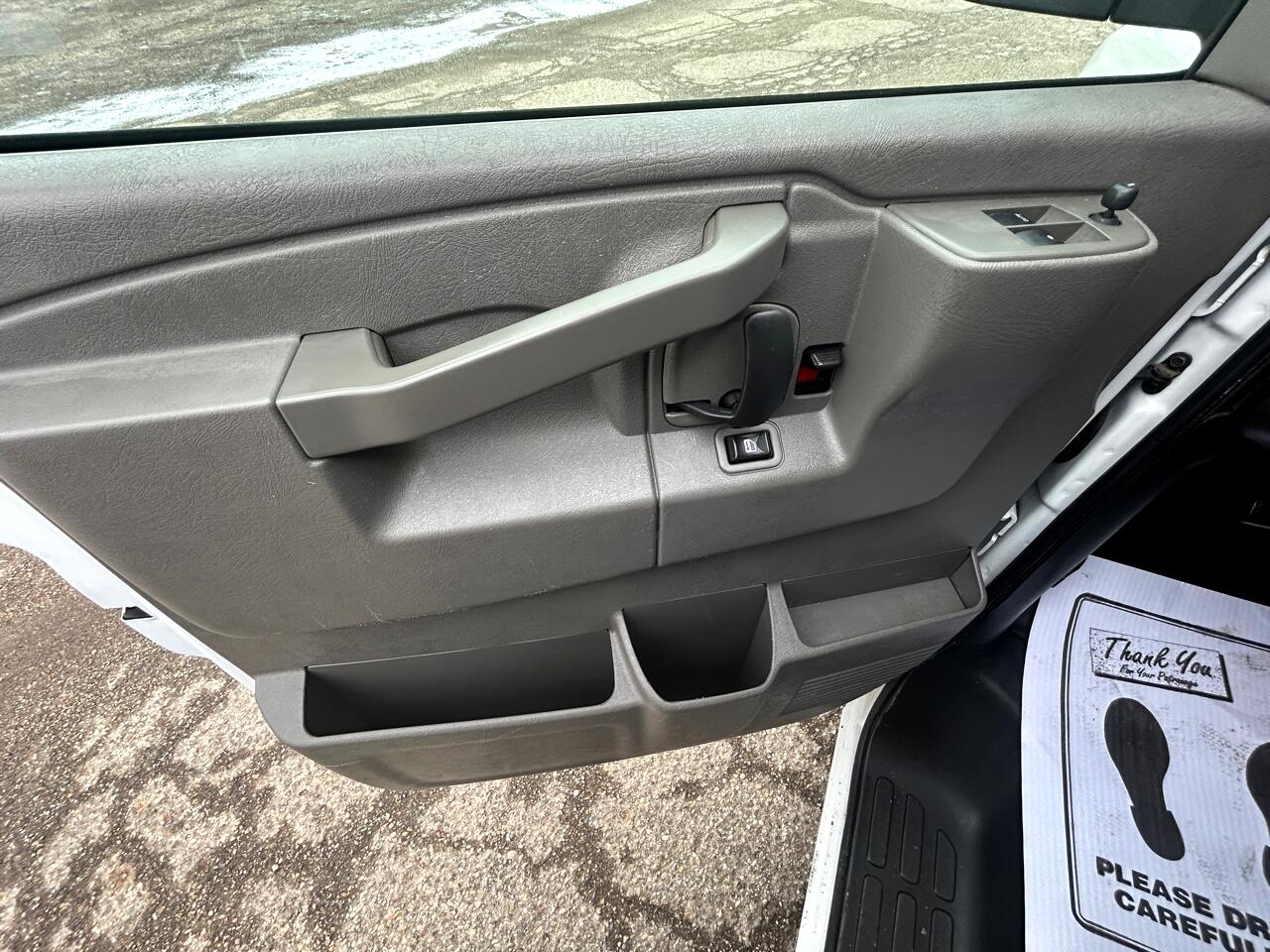 Chevrolet Express Cargo Van RWD 2500 135" 2019