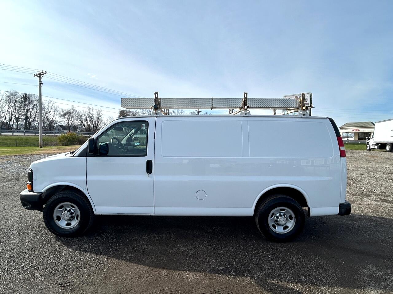 Chevrolet Express Cargo Van RWD 2500 135" 2015