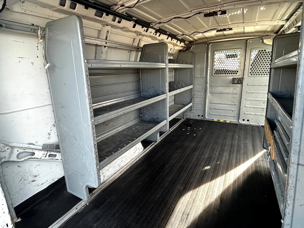 Chevrolet Express Cargo Van RWD 2500 135" 2015