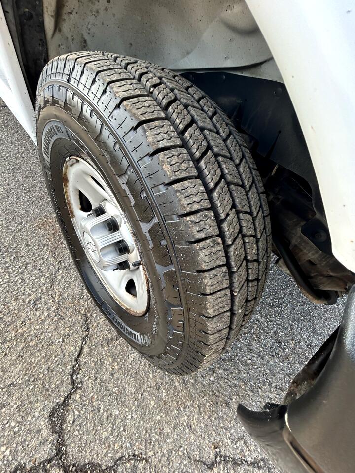 Chevrolet Express Cargo Van RWD 2500 135" 2015