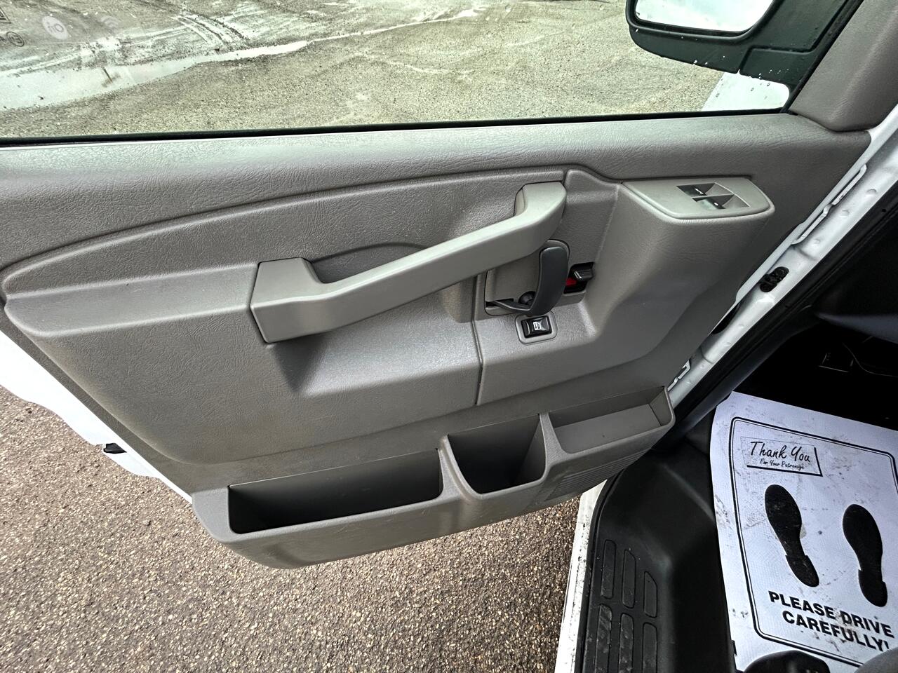 Chevrolet Express Cargo Van RWD 2500 135" 2018