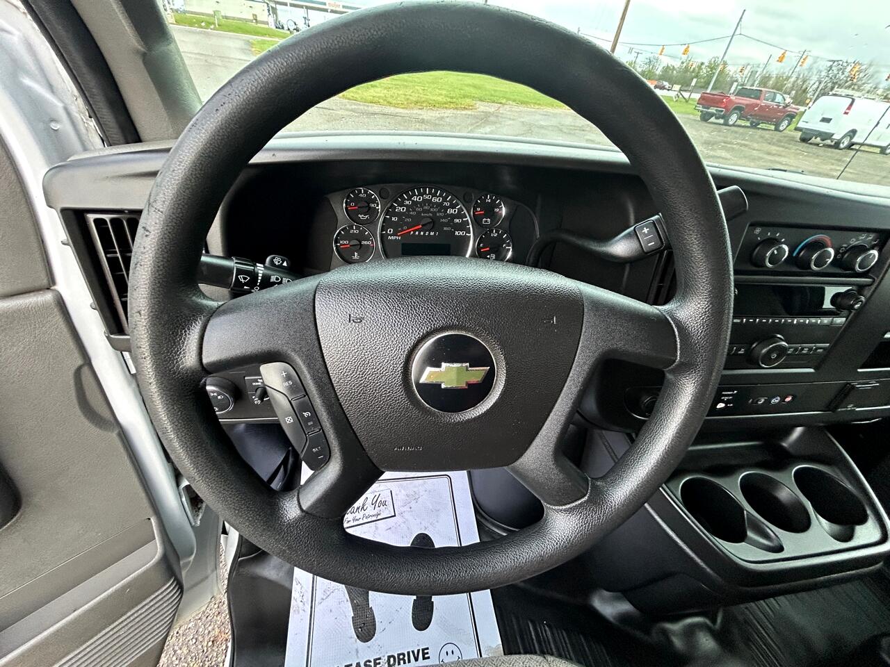 Chevrolet Express Cargo Van RWD 2500 135" 2018