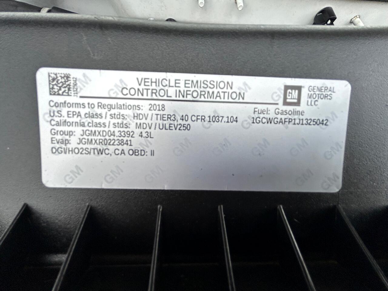 Chevrolet Express Cargo Van RWD 2500 135" 2018