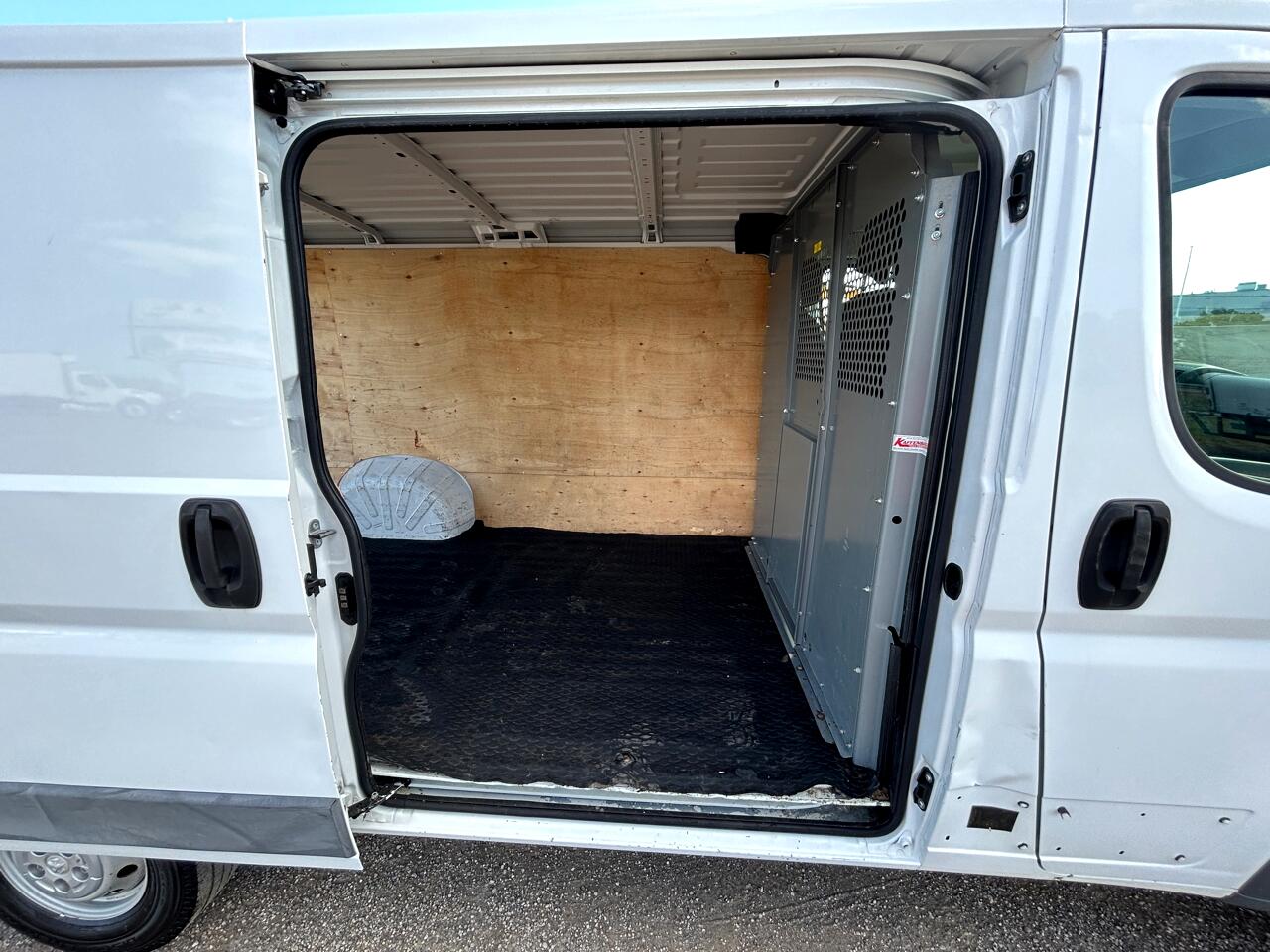 RAM ProMaster Cargo Van 1500 Low Roof 136" WB 2016