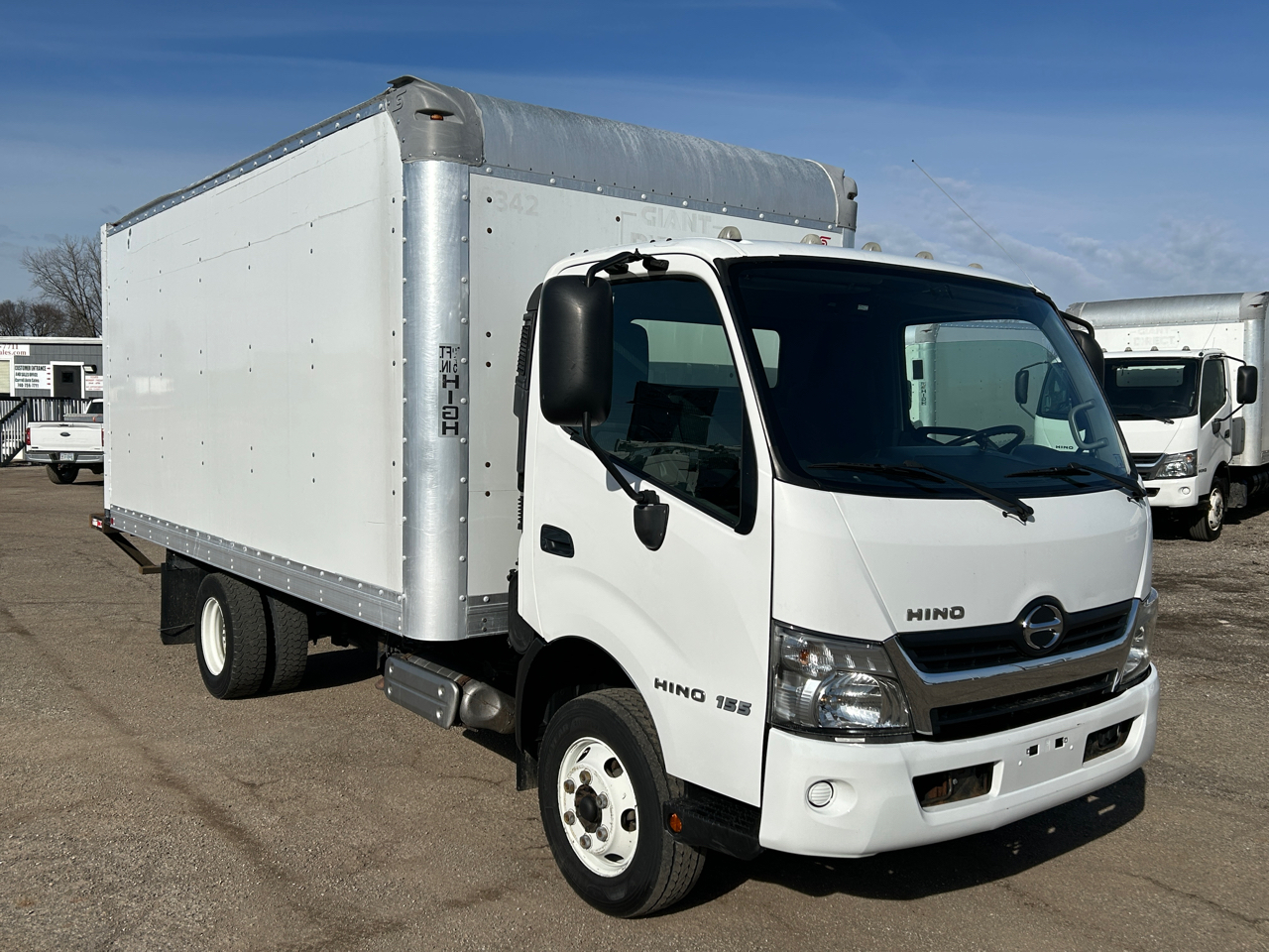 Hino 155  2019