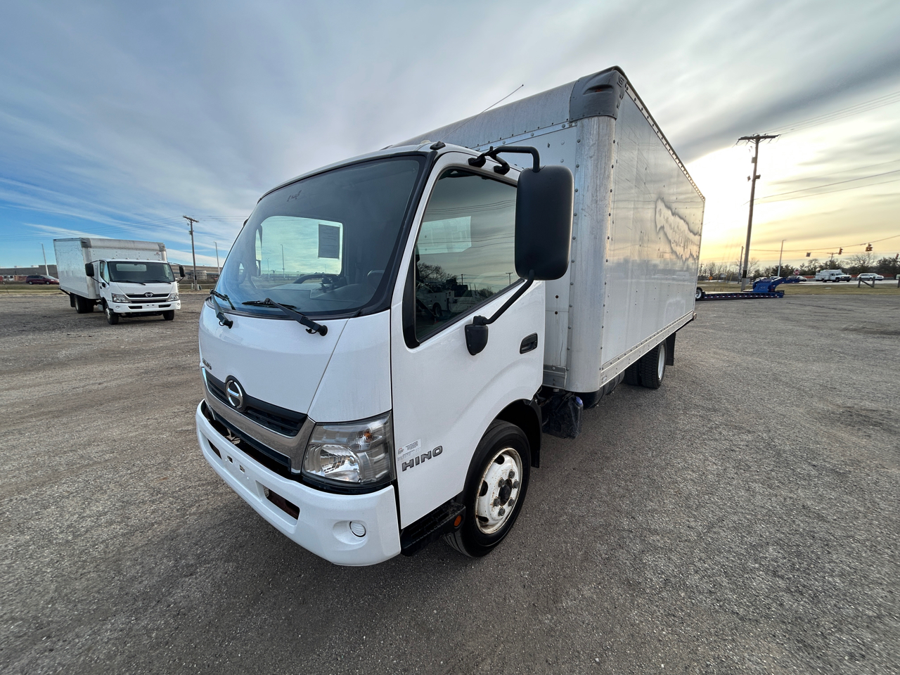 2019 Hino 195 18ft Box Truck w/ Swing Doors
