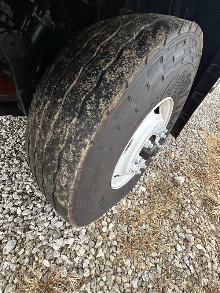 Freightliner 114SD  2015