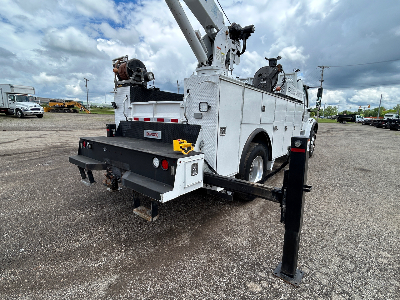 Freightliner M2  2017