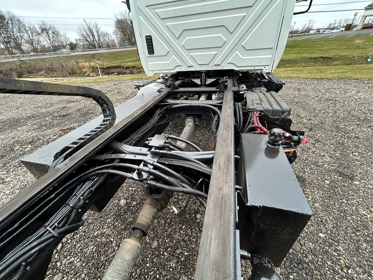 International 7400  2019