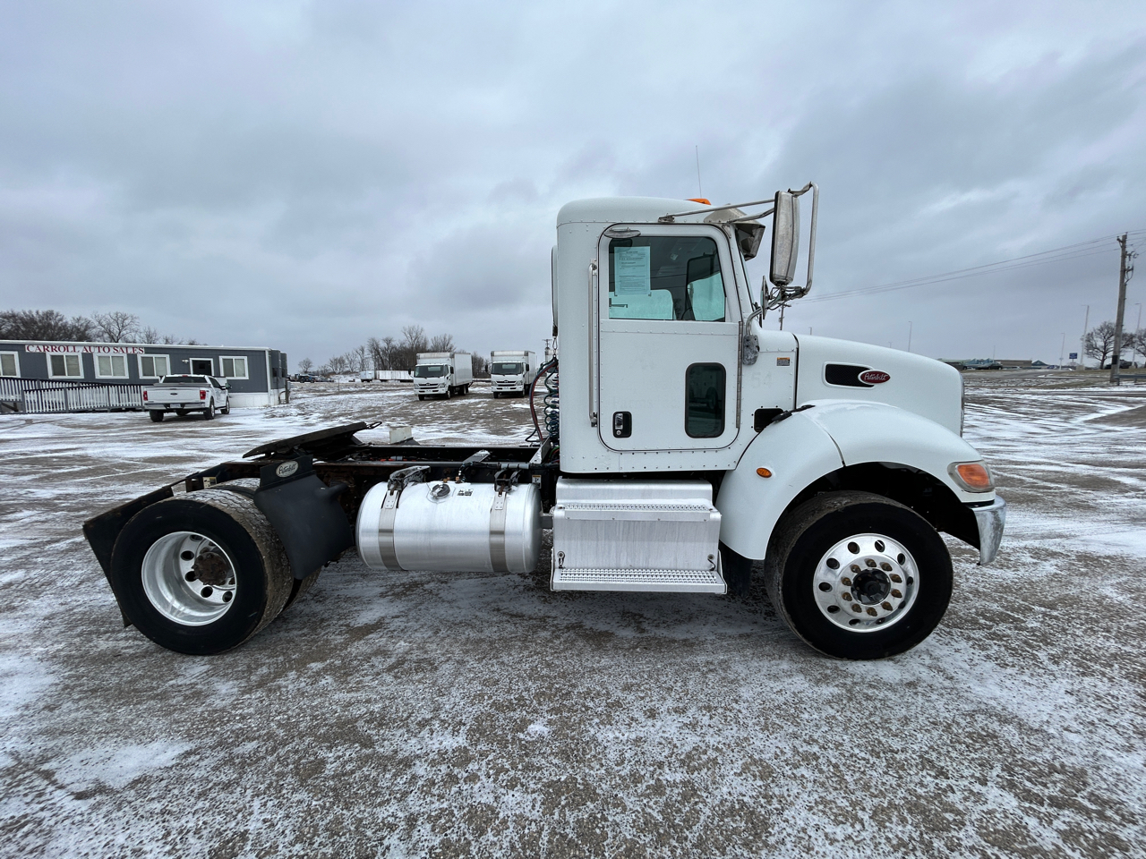 Peterbilt 337  2016