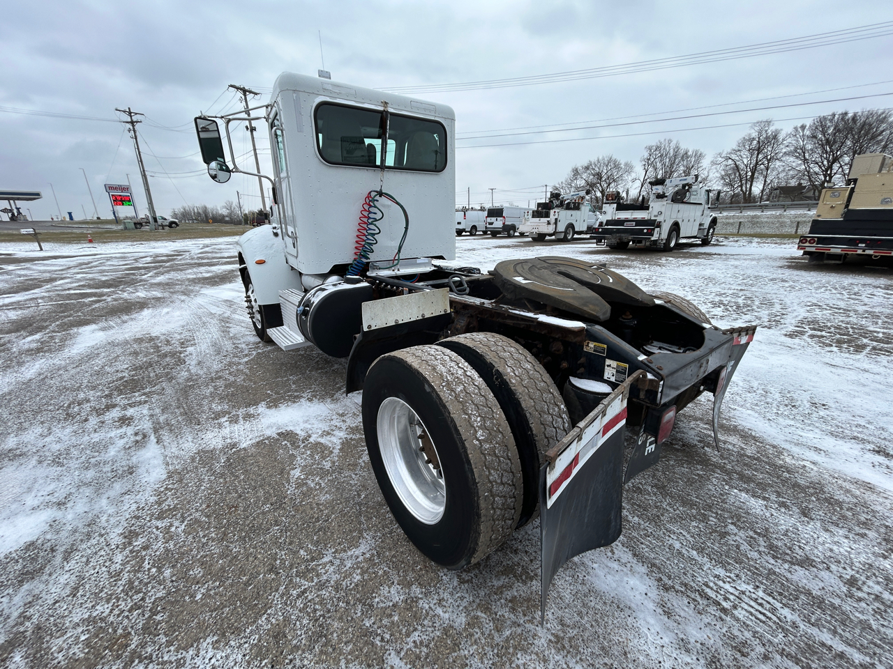 Peterbilt 337  2016