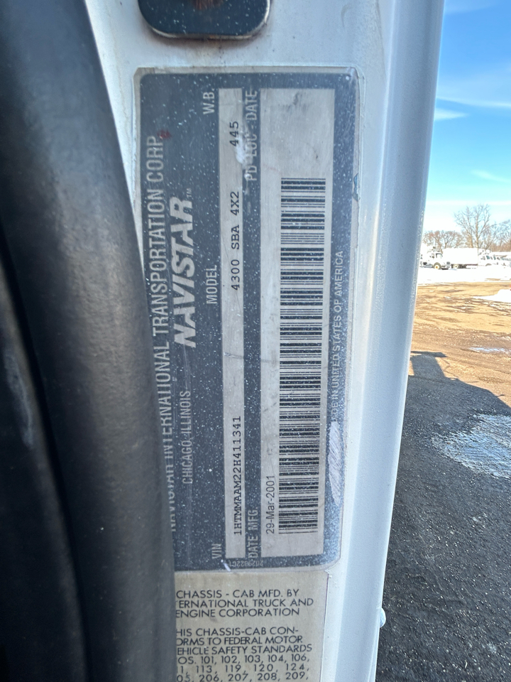 International 4300  2002