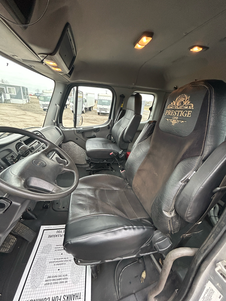 Freightliner M2 106  2017