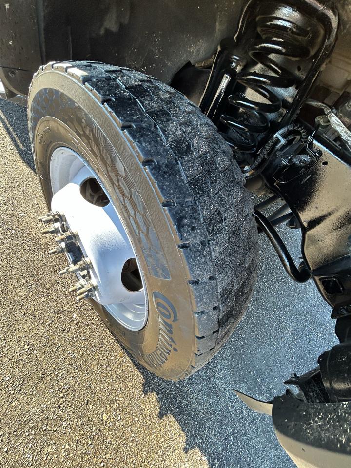 Ford Super Duty F-550 DRW XL 4WD Reg Cab 145" WB 60" CA 2021