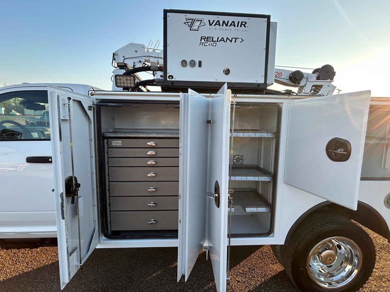 RAM 5500 Regular Cab 4WD 2016