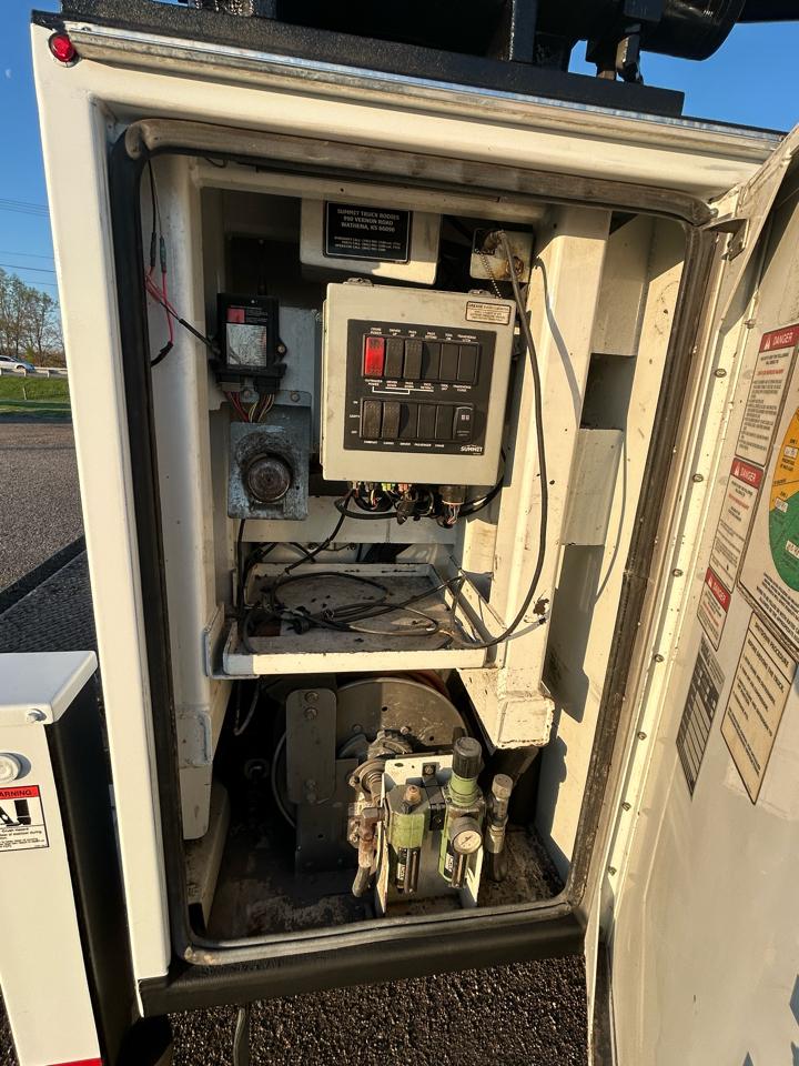 RAM 5500 Regular Cab 4WD 2016