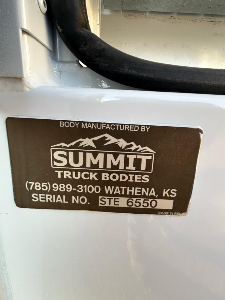 RAM 5500 Regular Cab 4WD 2016