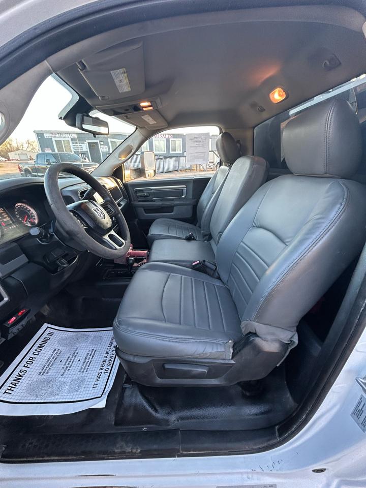 RAM 5500 Regular Cab 4WD 2016