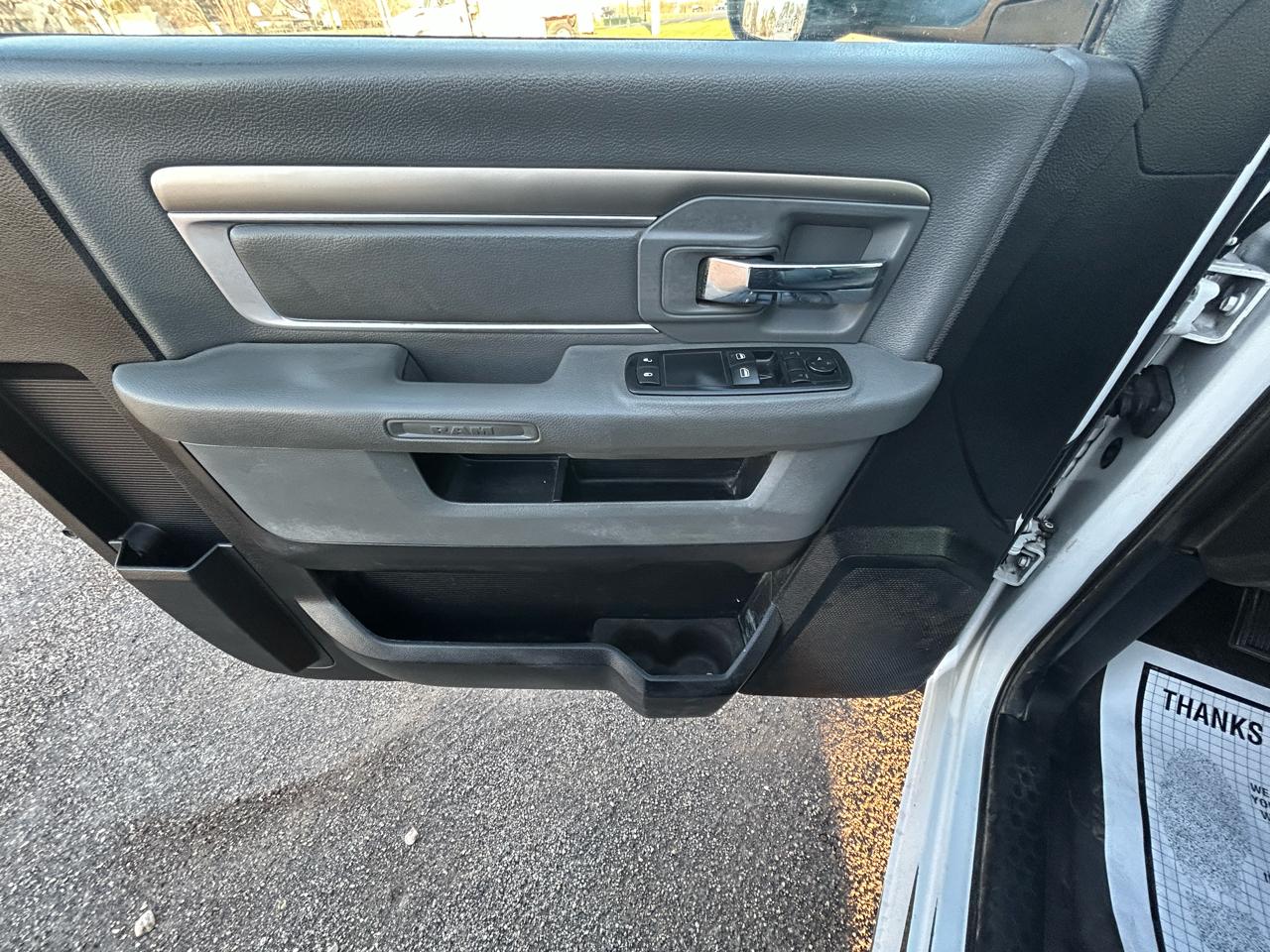 RAM 5500 Regular Cab 4WD 2016