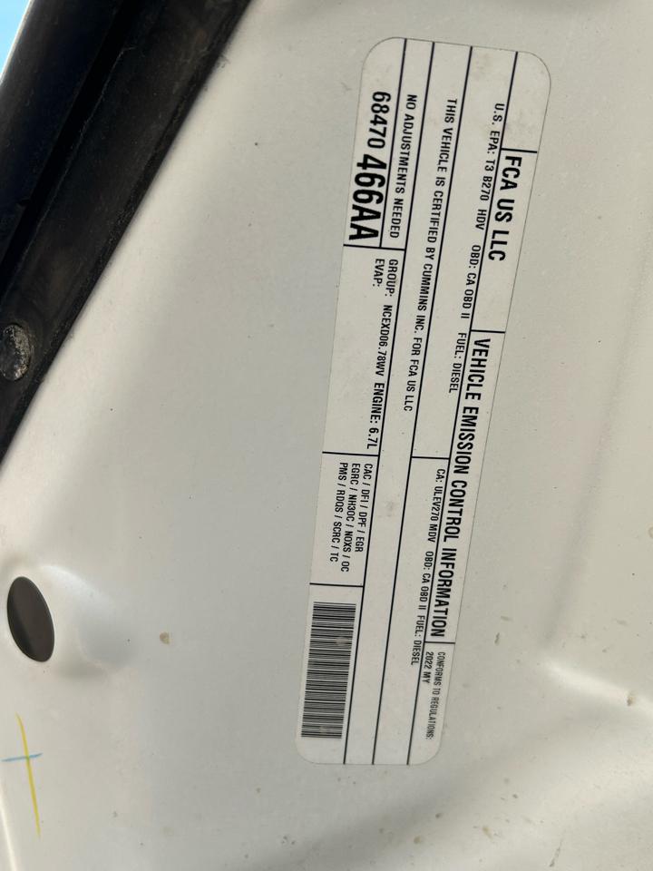 RAM 3500 Tradesman 4x4 Crew Cab 8' Box 2022