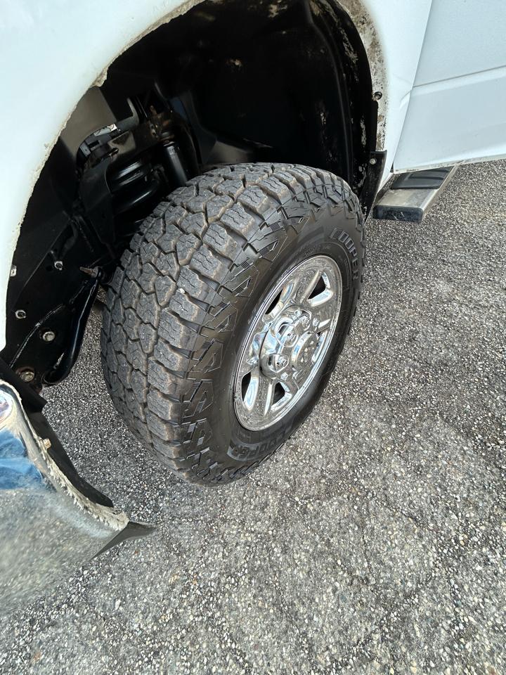 RAM 3500 Tradesman 4x4 Crew Cab 8' Box 2022