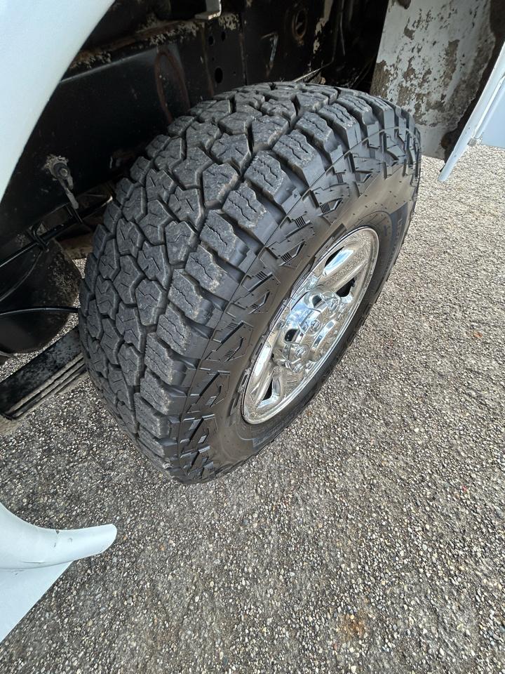 RAM 3500 Tradesman 4x4 Crew Cab 8' Box 2022