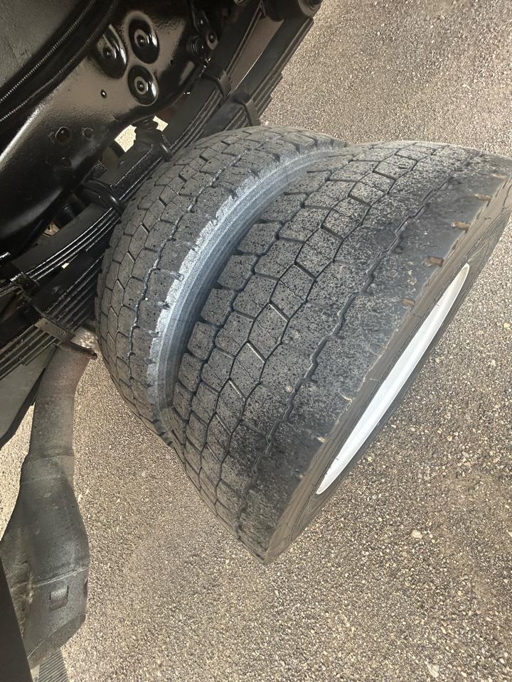 Ford Super Duty F-550 DRW 4WD Reg Cab 141" WB 60" CA XL 2016