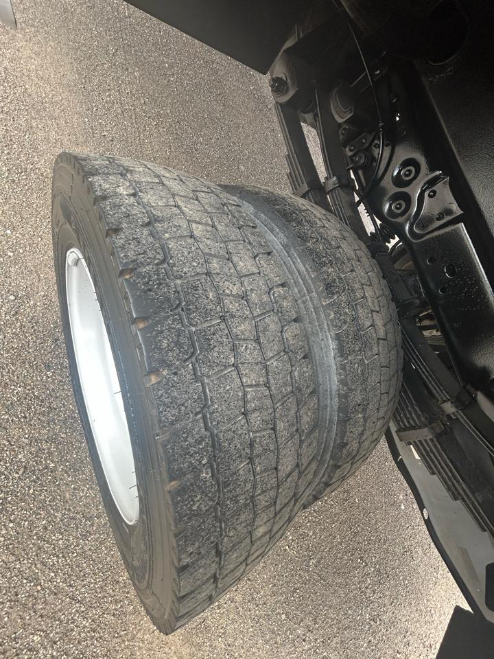 Ford Super Duty F-550 DRW 4WD Reg Cab 141" WB 60" CA XL 2016