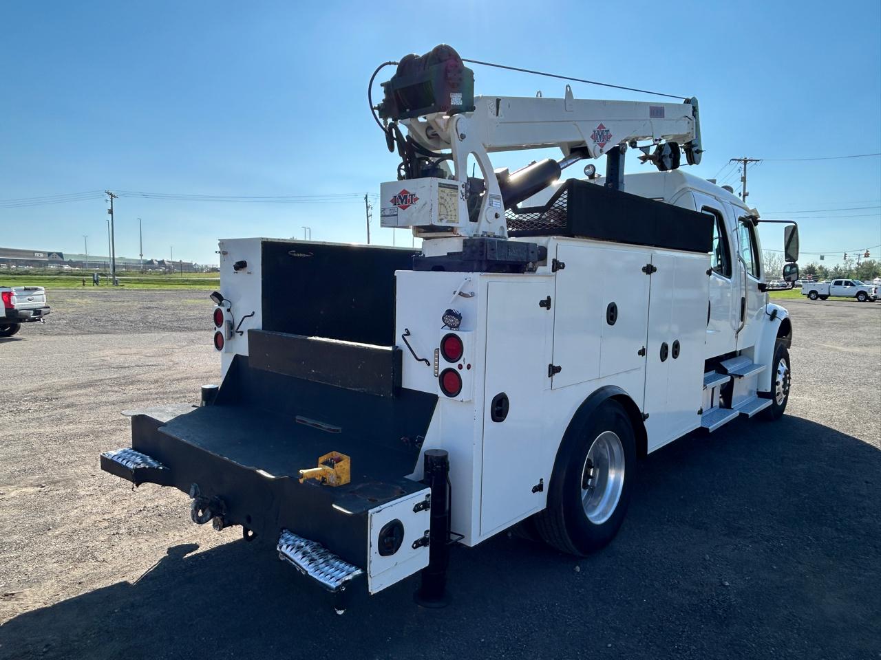 Freightliner M2  2015