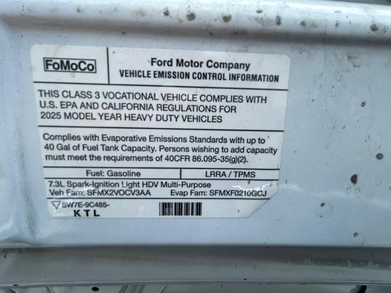 Ford E-Series Cutaway E-350 SRW 138" WB 2026