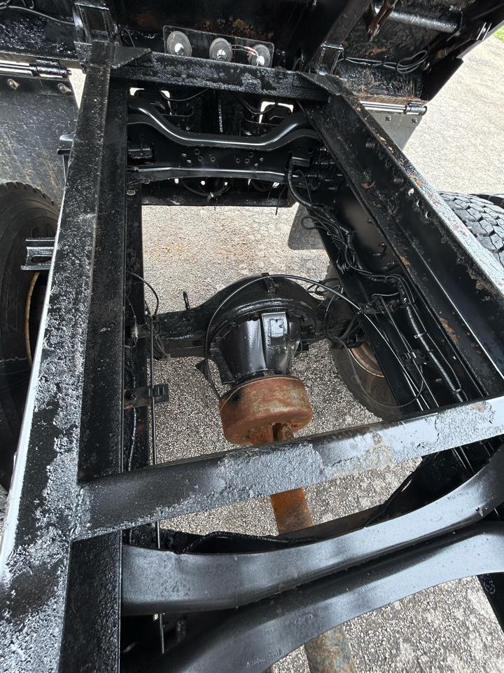 Ford Super Duty F-750 Straight Frame Gas Reg Cab 2019