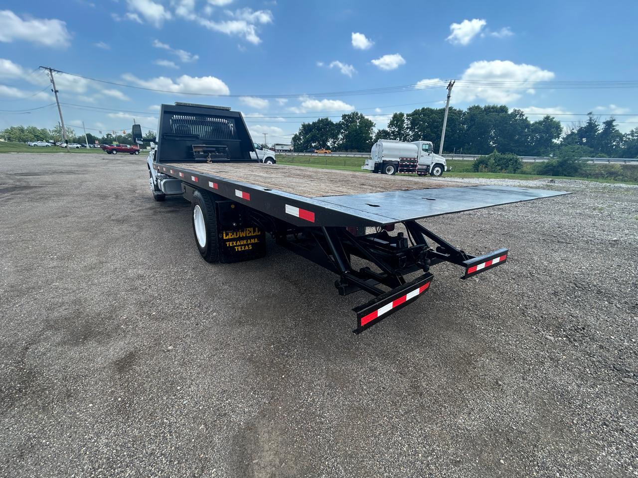 Ford Super Duty F-750 Straight Frame Reg Cab 2018