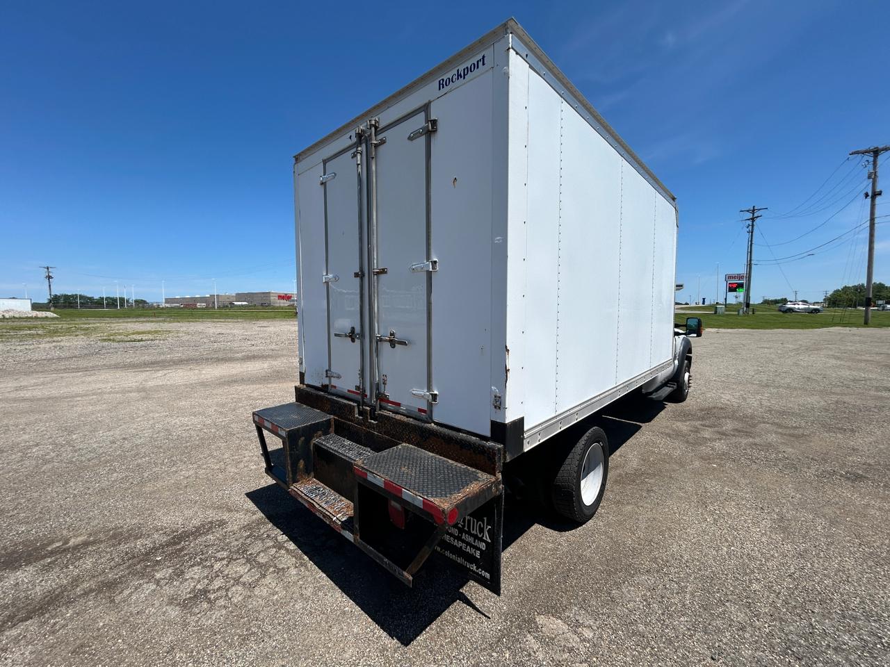 Ford Super Duty F-550 DRW 2WD Reg Cab 141" WB 60" CA XL 2016
