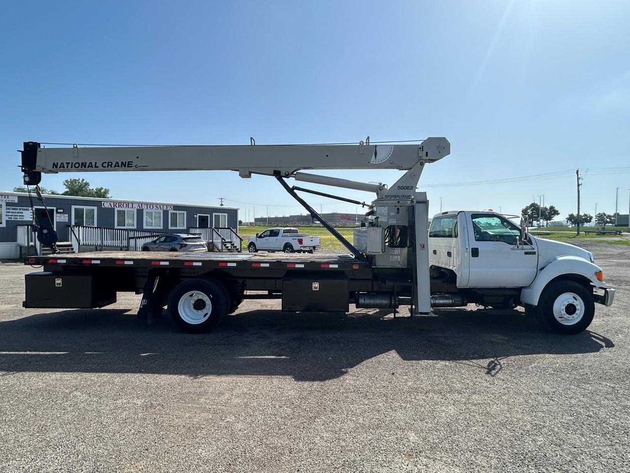 Ford Super Duty F-750 Straight Frame Reg Cab XL 2013