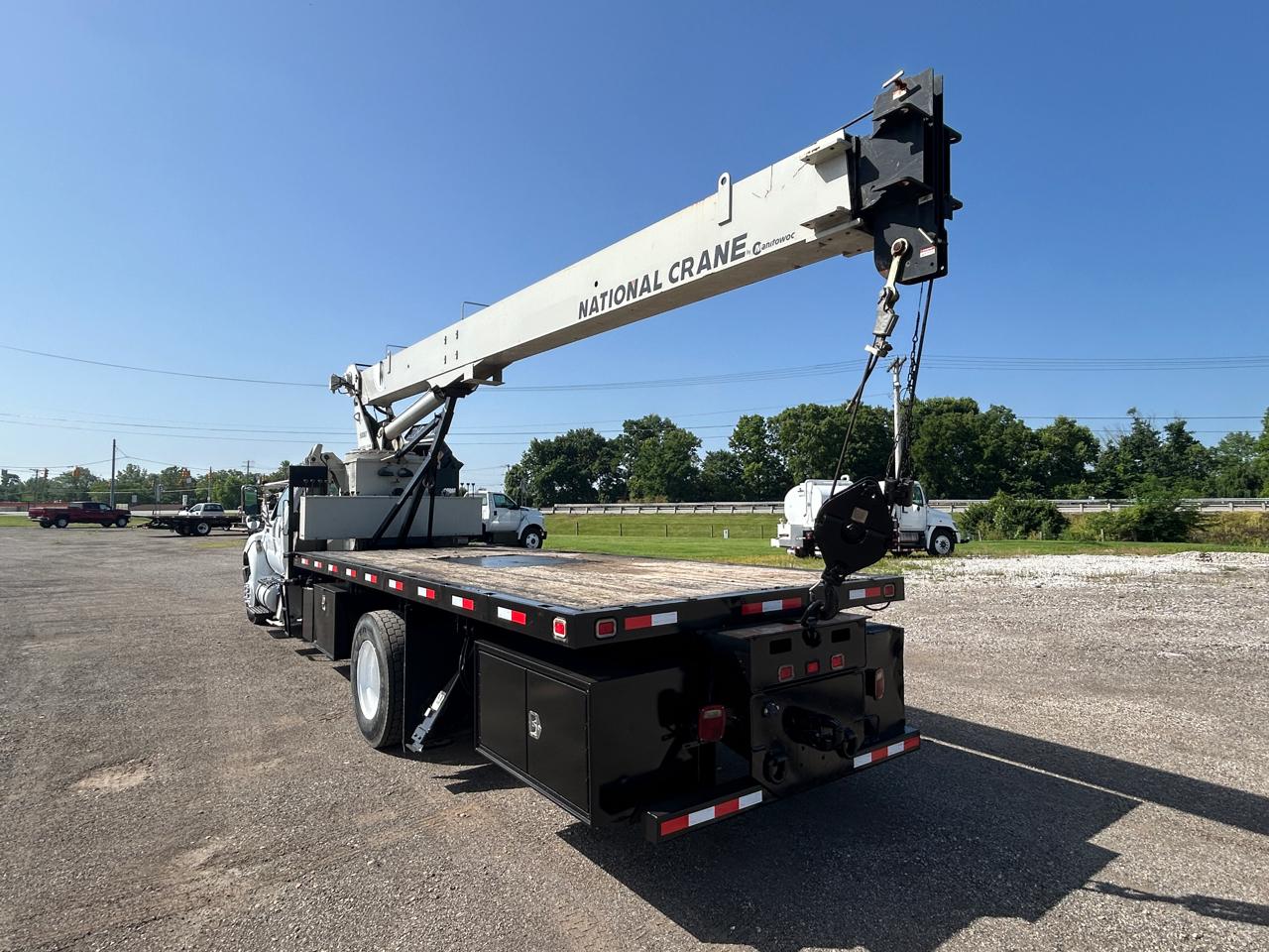 Ford Super Duty F-750 Straight Frame Reg Cab XL 2013