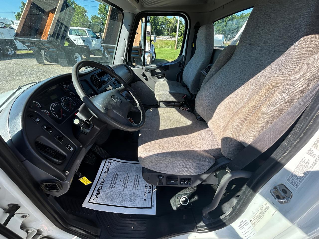 Freightliner M2  2014
