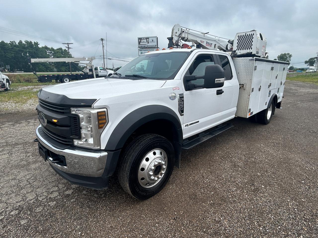 2019 Ford Super Duty F-550 DRW XL 4WD SuperCab 168" WB 60" CA