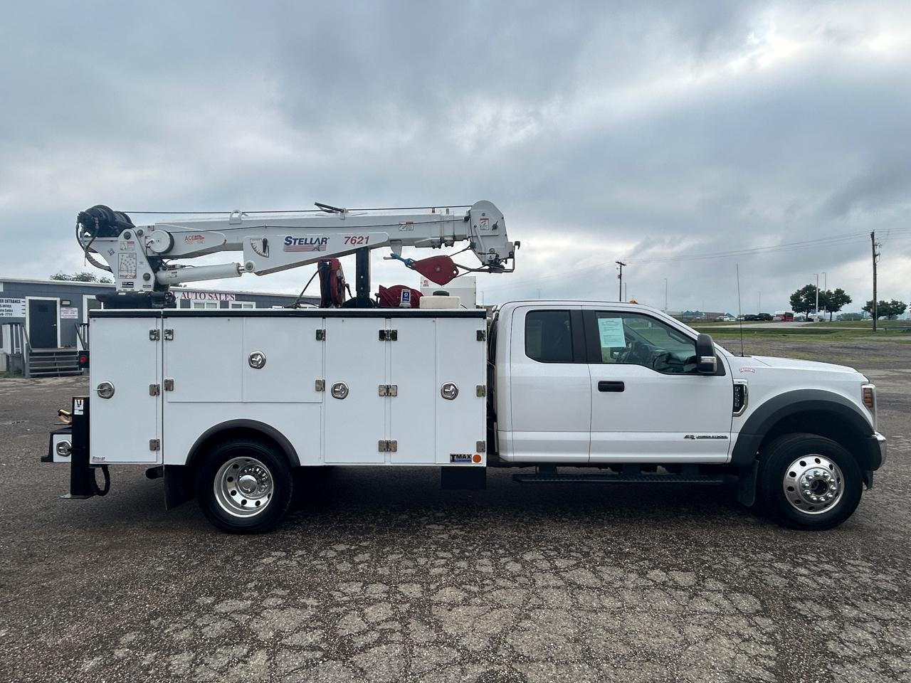 Ford Super Duty F-550 DRW XL 4WD SuperCab 168" WB 60" CA 2019