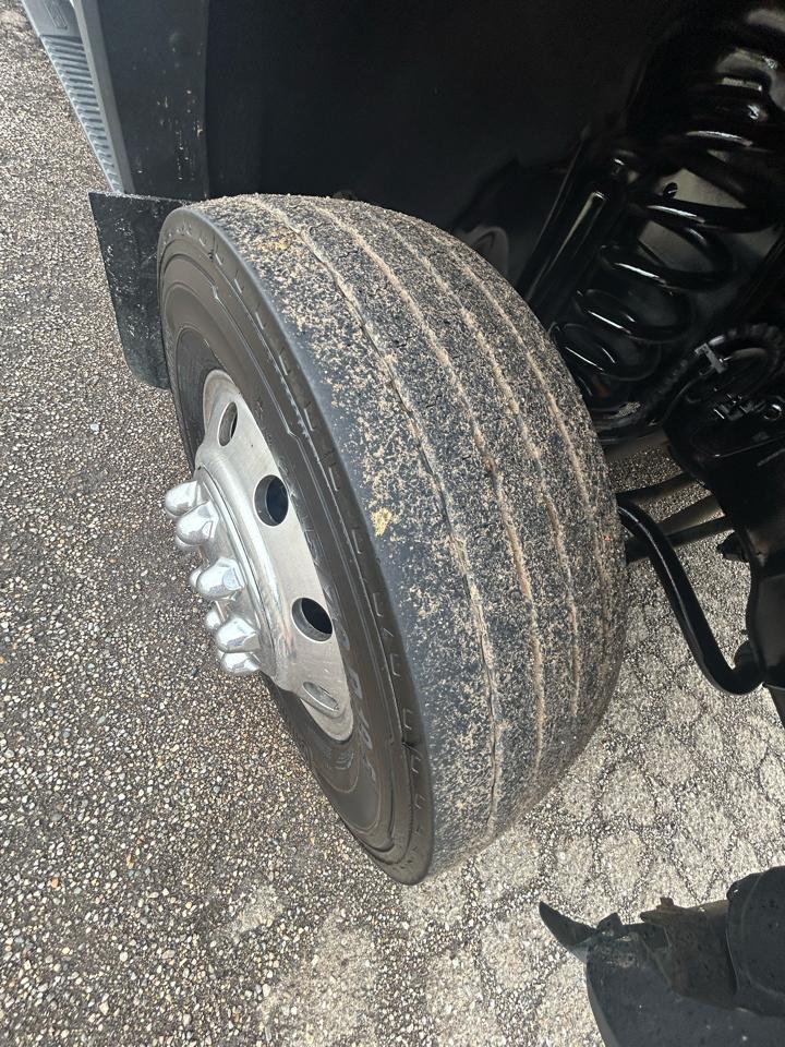 Ford Super Duty F-550 DRW XL 4WD SuperCab 168" WB 60" CA 2019