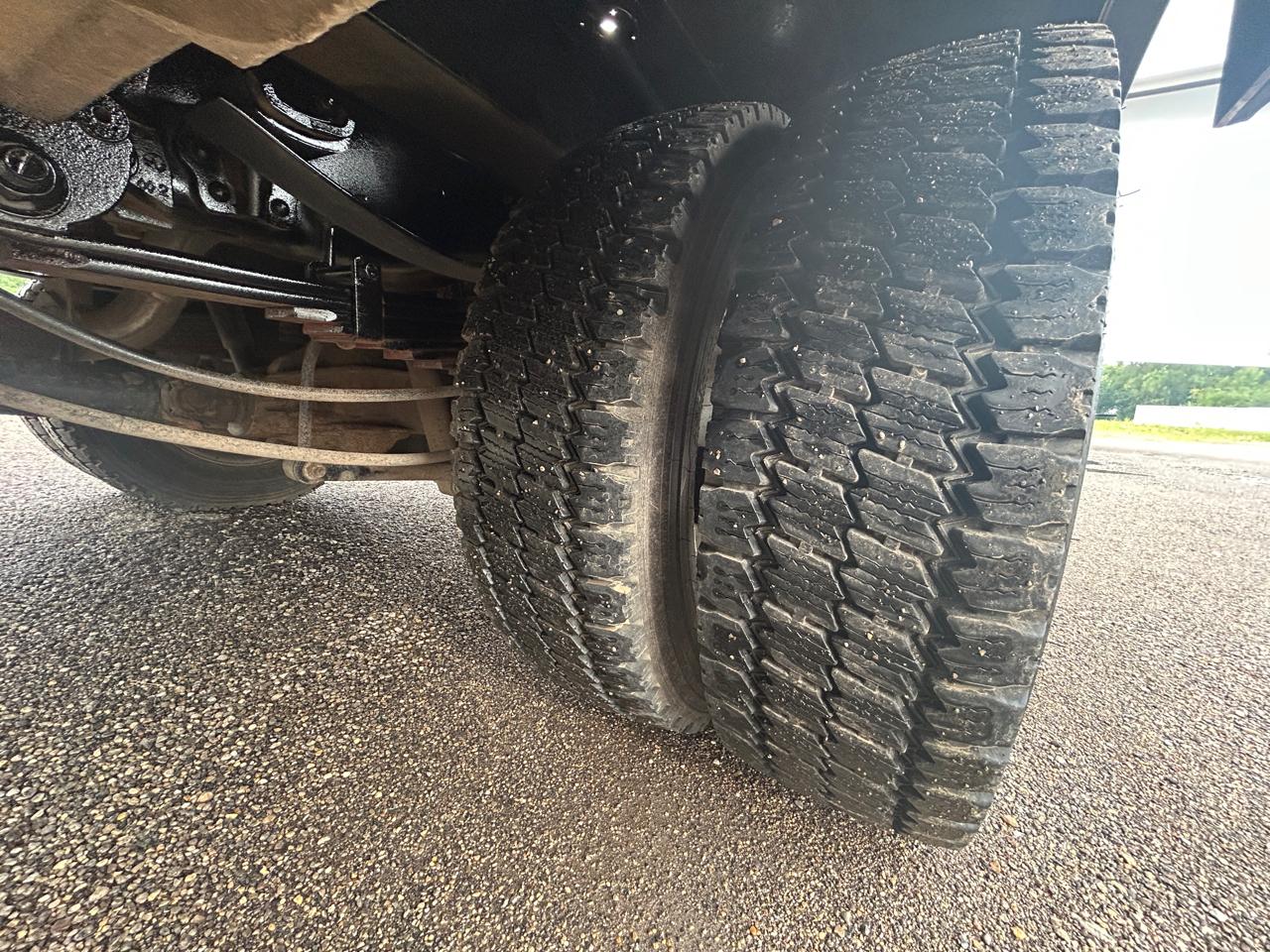 Ford Super Duty F-550 DRW XL 4WD SuperCab 168" WB 60" CA 2019
