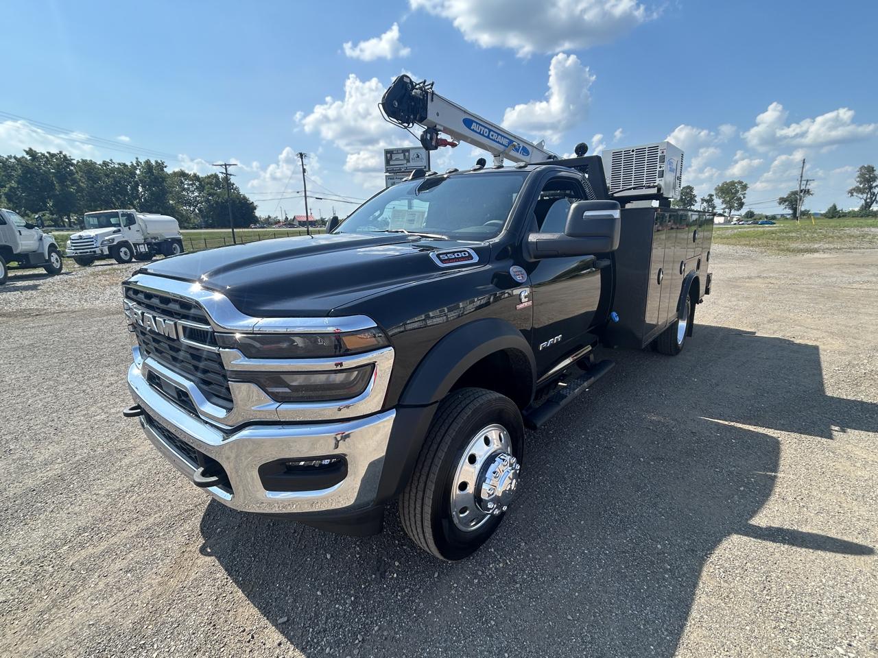 RAM 5500 Regular Cab 4WD 2025
