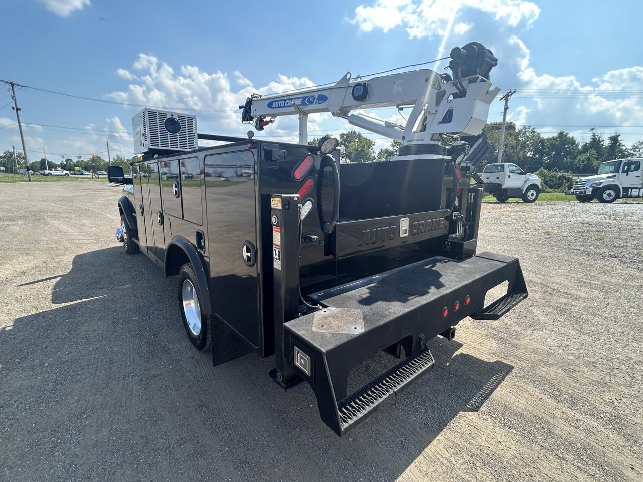 RAM 5500 Regular Cab 4WD 2025